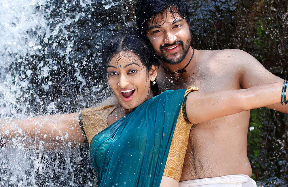 A still from Cine Mahal - Rojuki 4 Aatalu