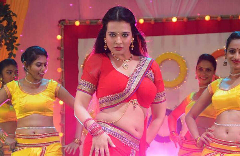 A still from Cine Mahal - Rojuki 4 Aatalu