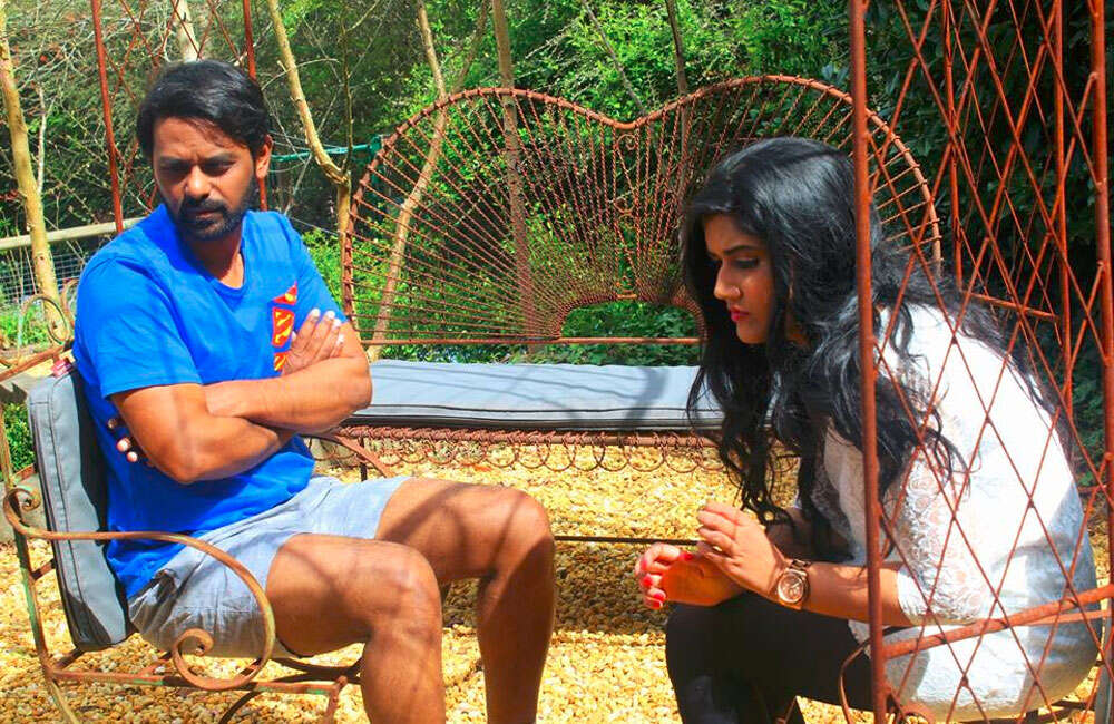 A still from Nunnunarvu