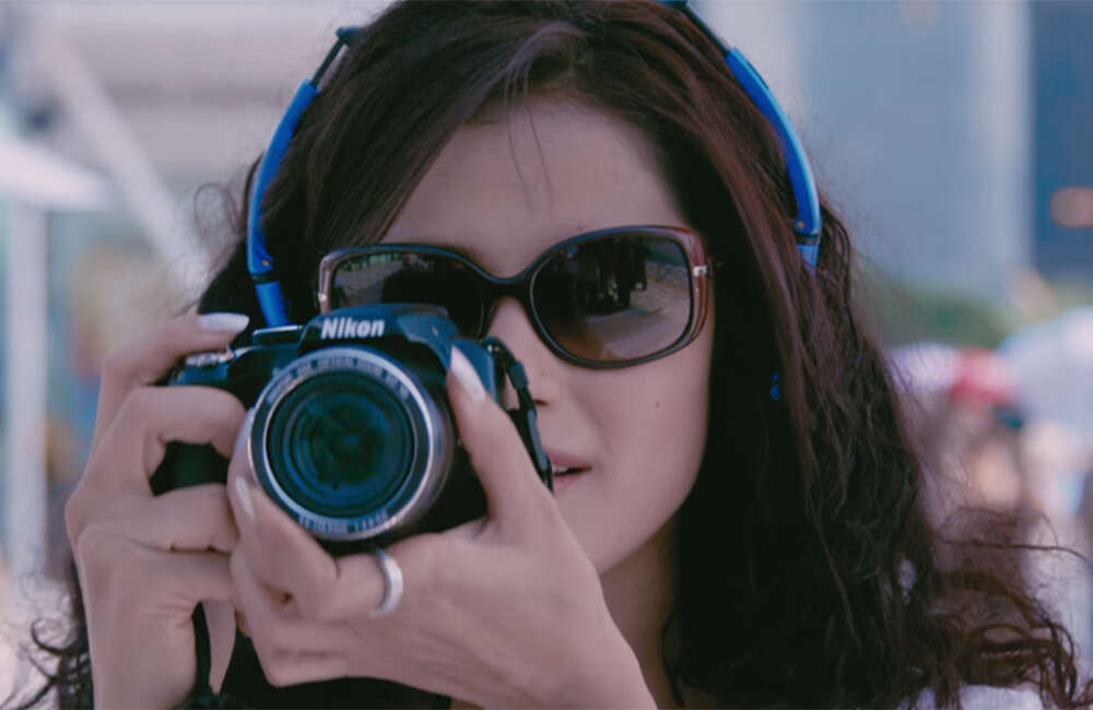 A still from Lover Tho Pettukovaddu