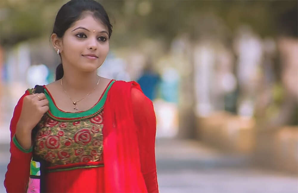 A still from Kadhal Kan Kattuthe