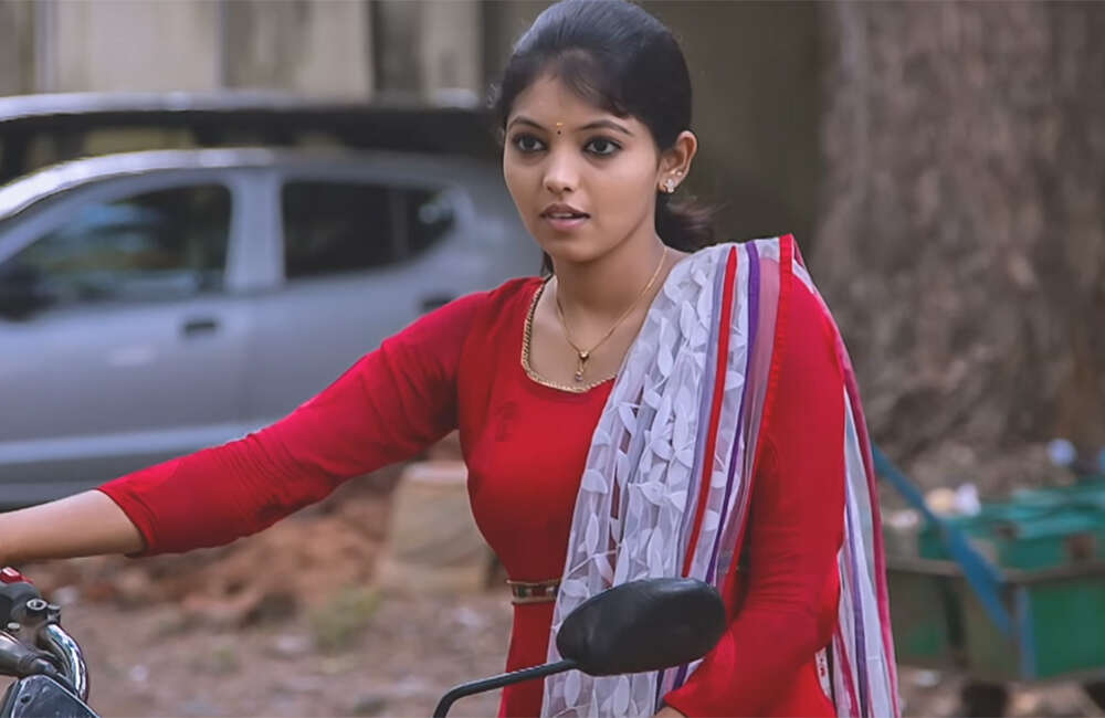 A still from Kadhal Kan Kattuthe