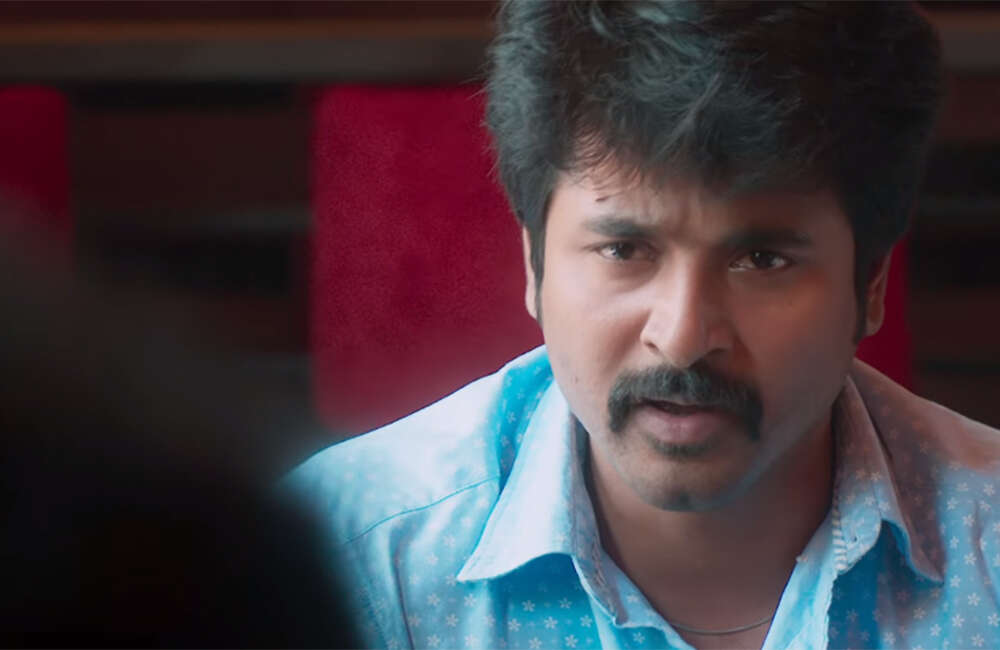 A still from Velaikkaran