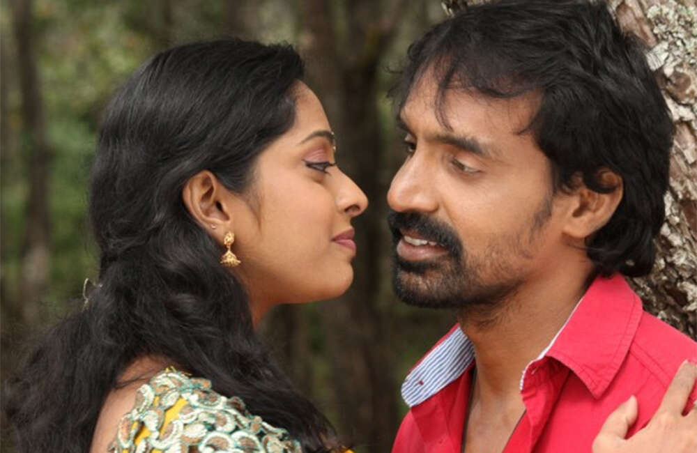 A still from Saavi