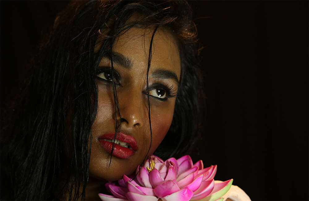 A still from Oru Iyakkunarin Kadhal Dairy