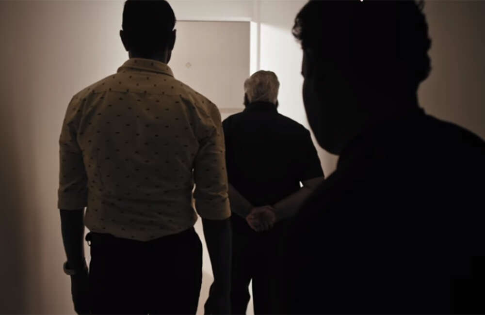 A still from Pannam Pathinonnum Seyum