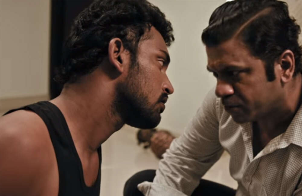 A still from Pannam Pathinonnum Seyum