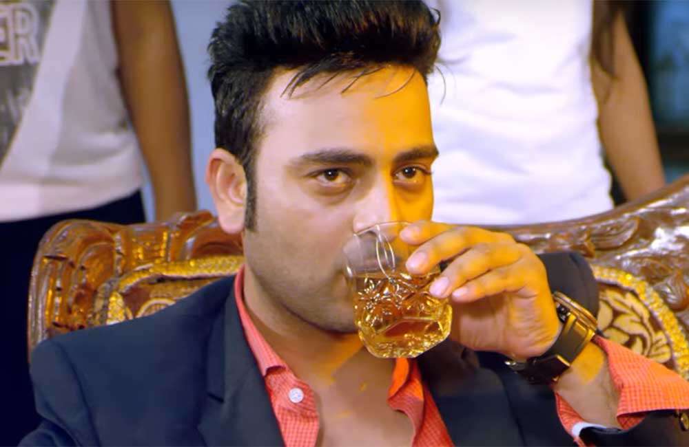 A still from Dream Zindagi
