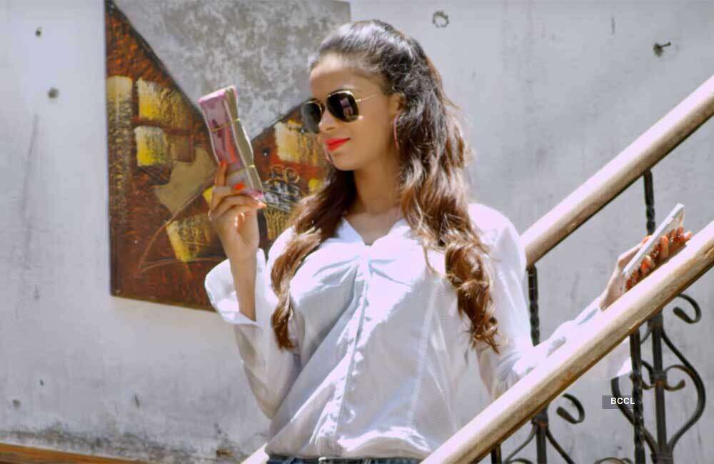 A still from Dream Zindagi
