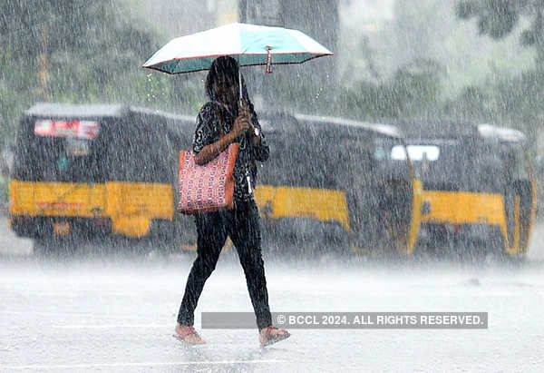 Heavy Downpour Causes Waterlogging In Several Parts Of Chennai ...