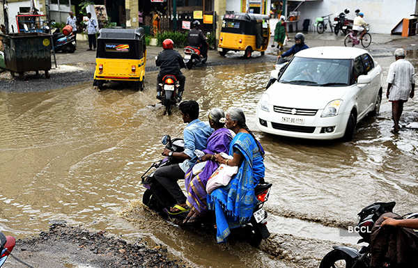 Heavy Downpour Causes Waterlogging In Several Parts Of Chennai ...