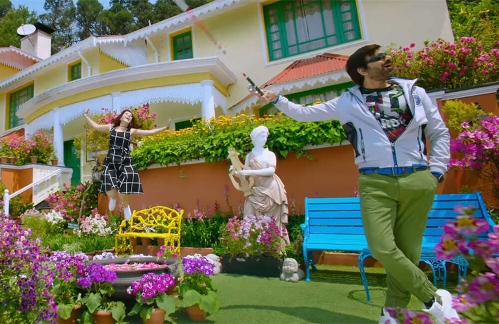 A still from Raja The Great
