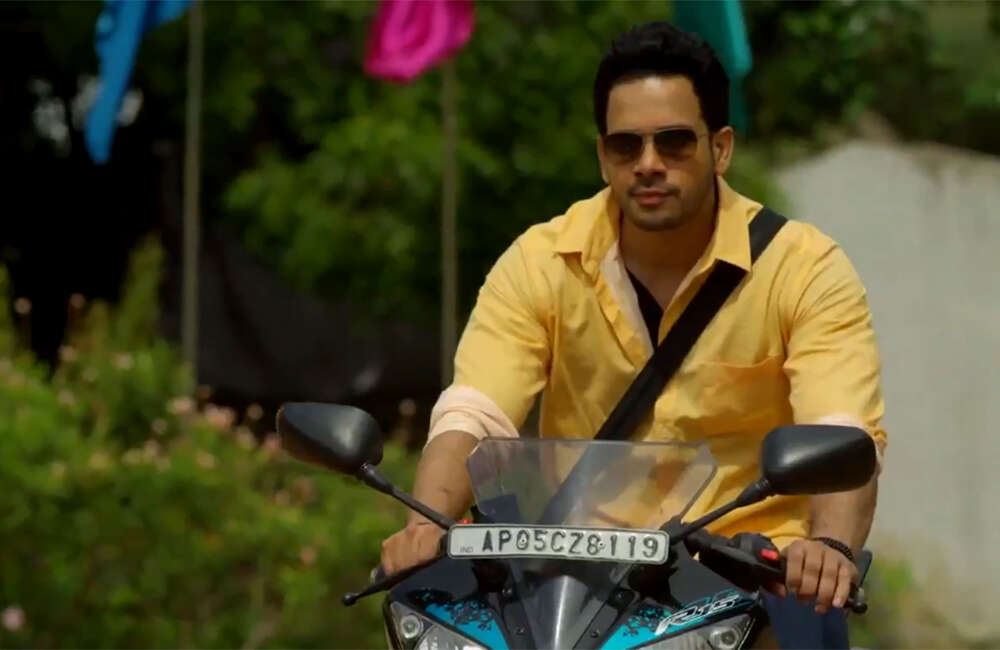 A still from Kadaisi Bench Karthi