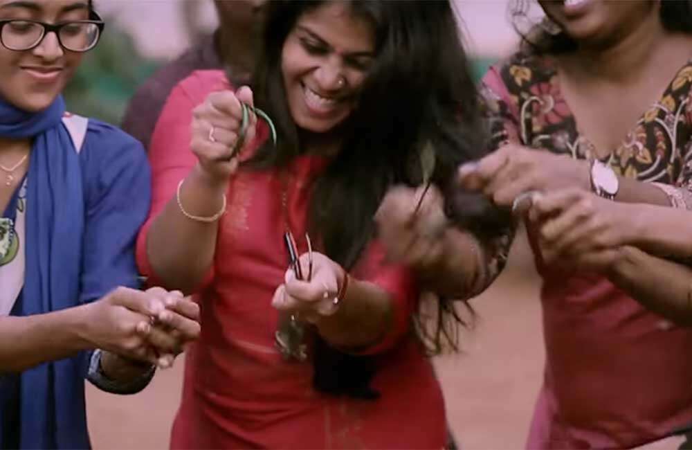 A still from Vishwa Vikyatharaya Payyanmar