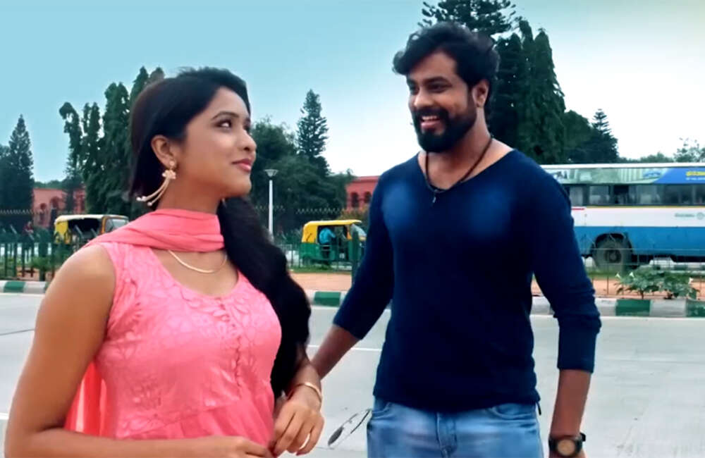 A still from Dumki Damaar
