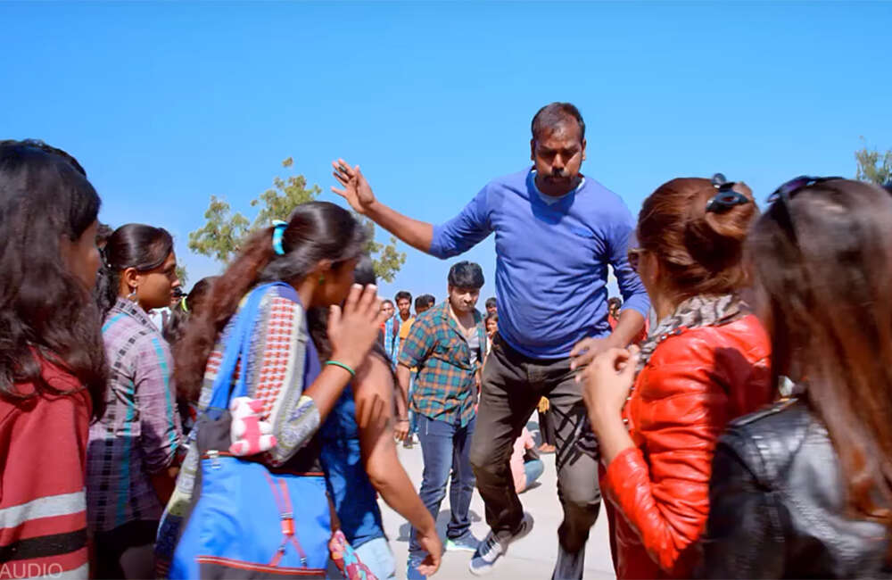 A still from Kidi