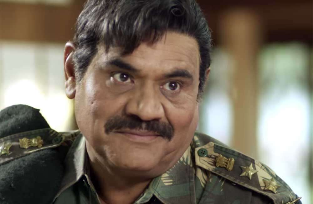 A still from Kaun Mera Kaun Tera