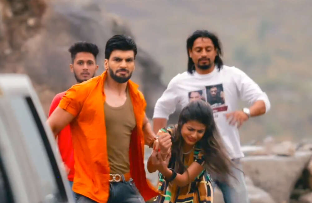 A still from Yaaran De Yaar