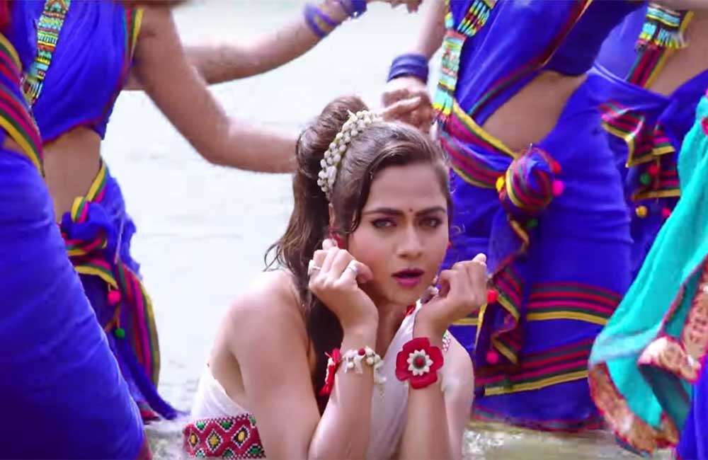 A still from Jag Jite Nahi Ne Haiyu Hare Nahi