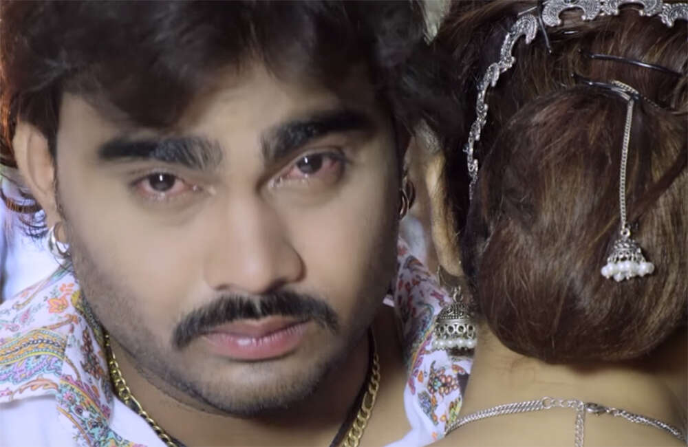 A still from Bewafa Sanam Tari Bahu Meherbani