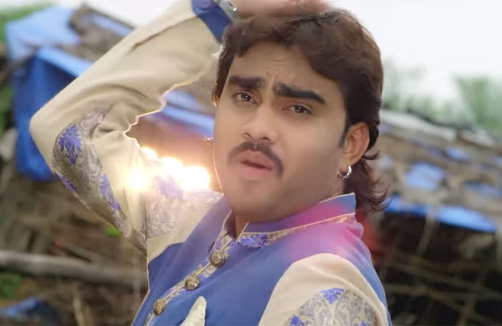 A still from Bewafa Sanam Tari Bahu Meherbani