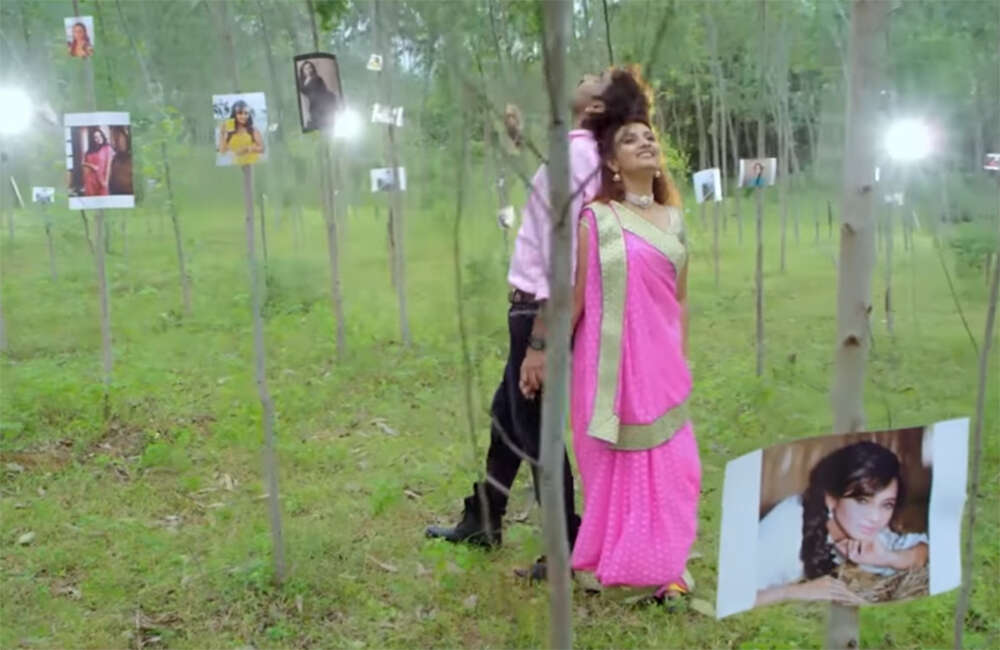 A still from Bewafa Sanam Tari Bahu Meherbani