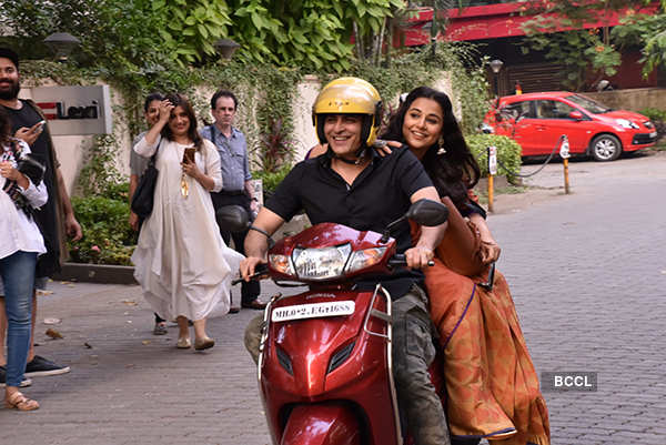 Vidya Balan's scooter ride with Manav Kaul