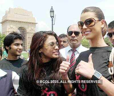 Stefania, Sanjana at a campaign  
