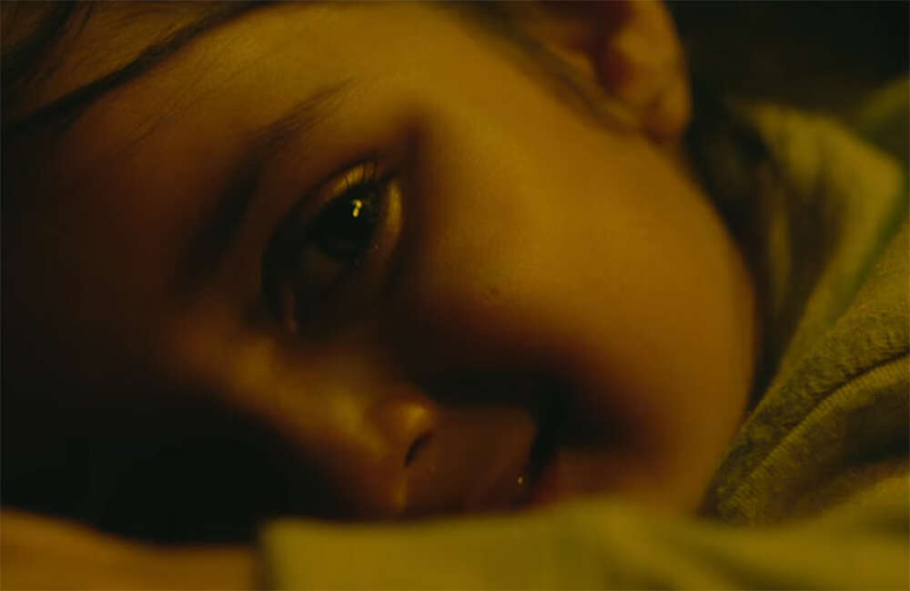 A still from Aval