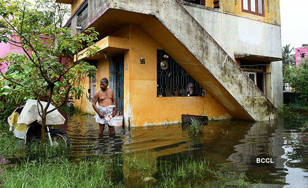 Heavy rain disrupts normal life in Chennai