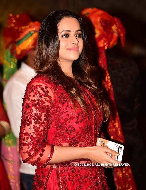 Bhavana arrives at the engagement