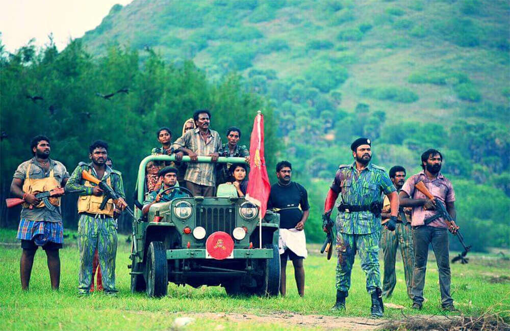 A still from Okkadu Migiladu