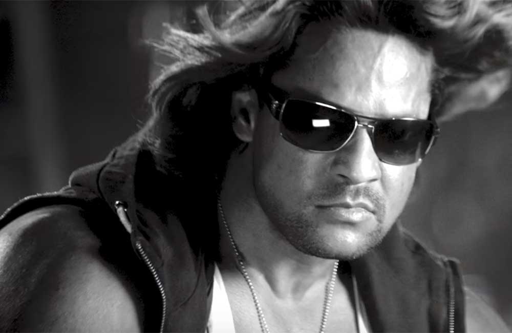 A still from 1 Chor 2 Mastikhor