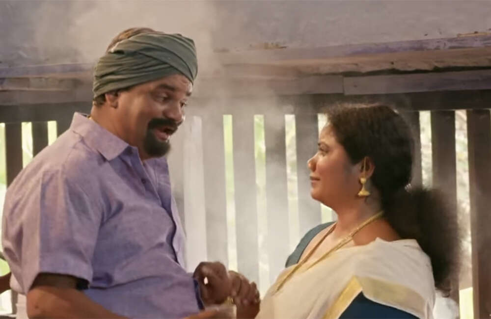 A still from Gandhinagaril Unniyarcha