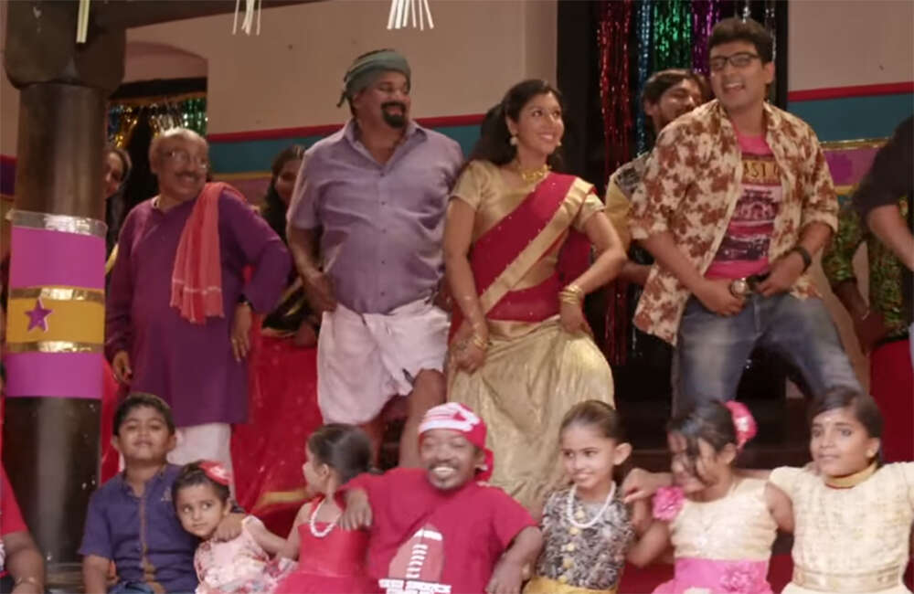A still from Gandhinagaril Unniyarcha