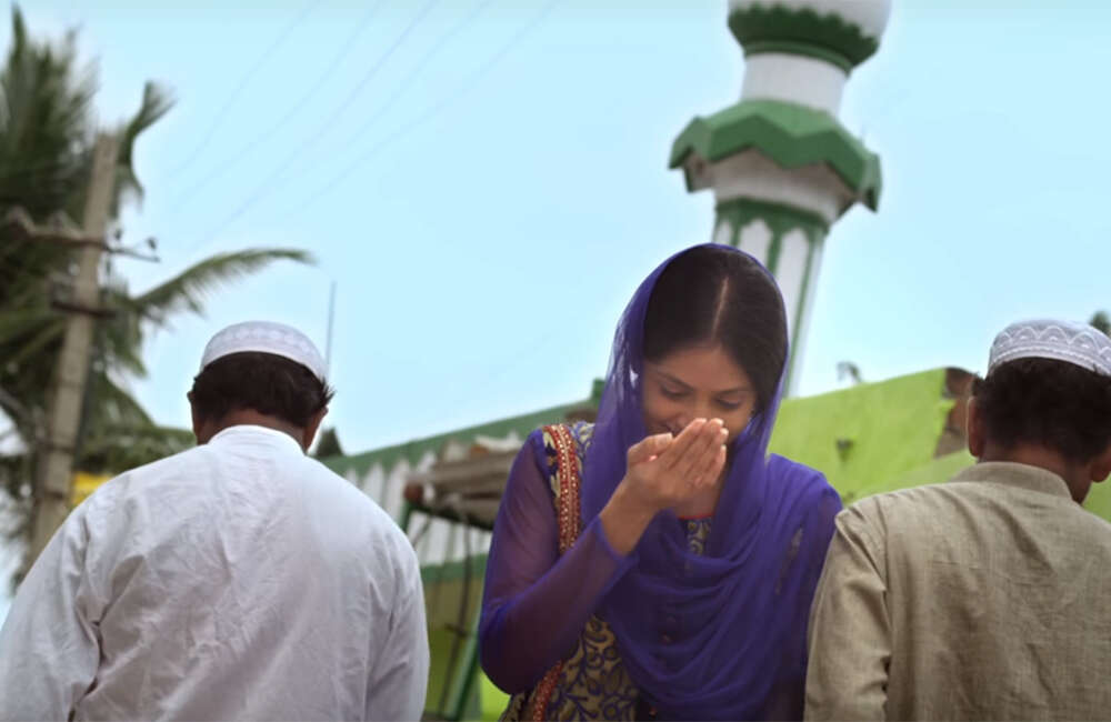 A still from Raajaru