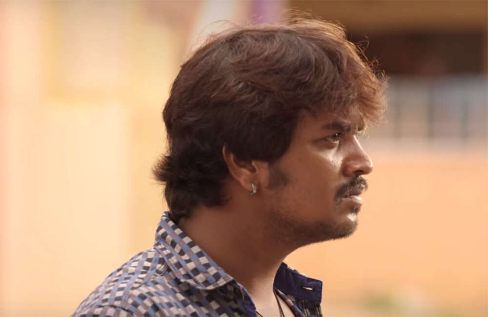 A still from Raajaru