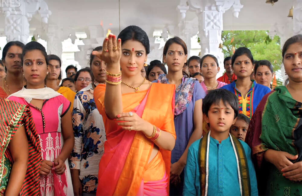 A still from Nehle Pe Dehla - Gopala Gopala
