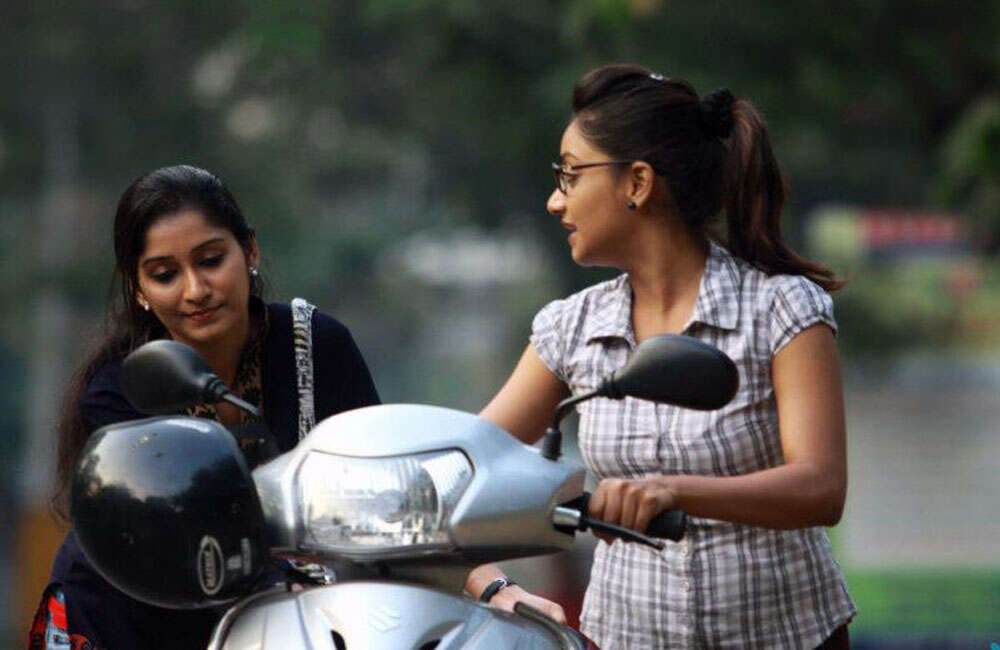 A still from Avar Iruvarum