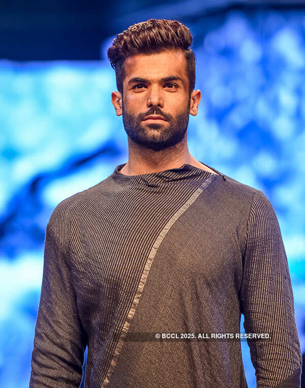 GQ Fashion Nights 2017: Antar Agni