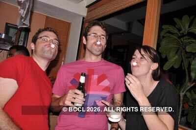 'Midival Punditz' party