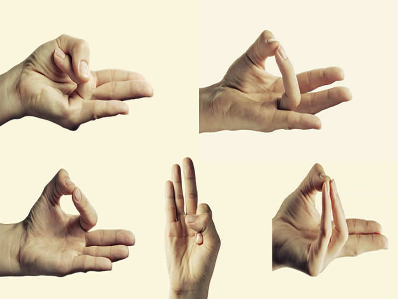 Yoga Mudras for Beginners: 5 Hand Gestures with Steps and Benefits