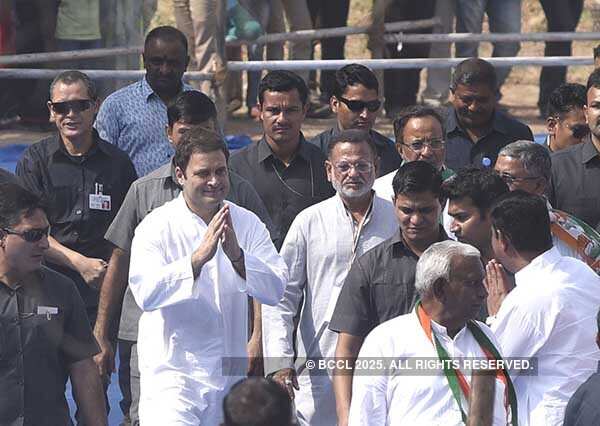 Rahul Gandhi holds roadshow in Gujarat