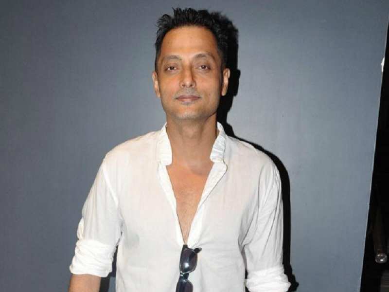 IFFI: I&B Ministry Drops Two Films From Fest; Jury Head Sujoy Ghosh Resigns