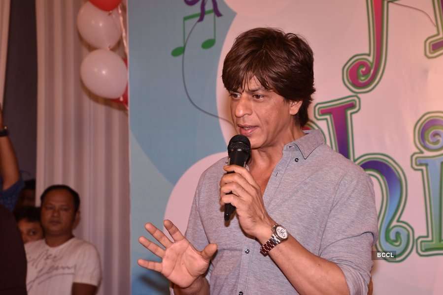 Shahrukh Khan celebrates children's day