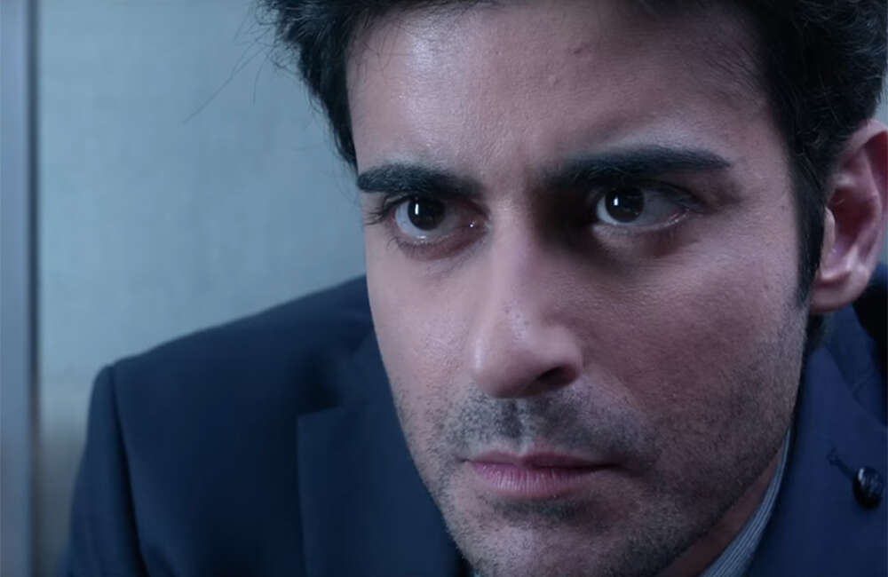 A still from Aksar 2