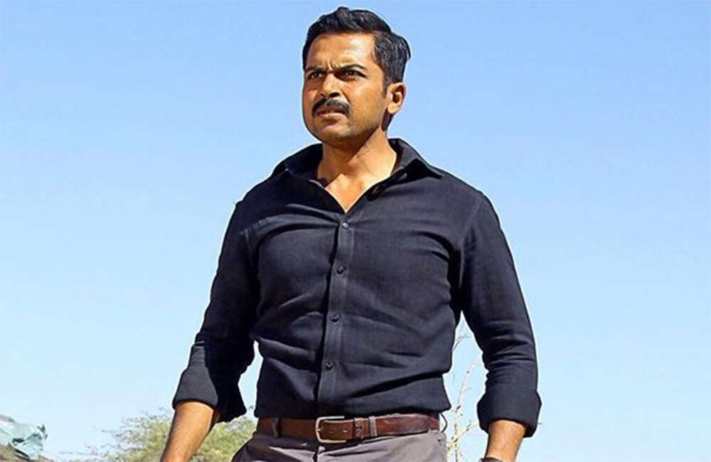 A still from Theeran Adhigaram Ondru