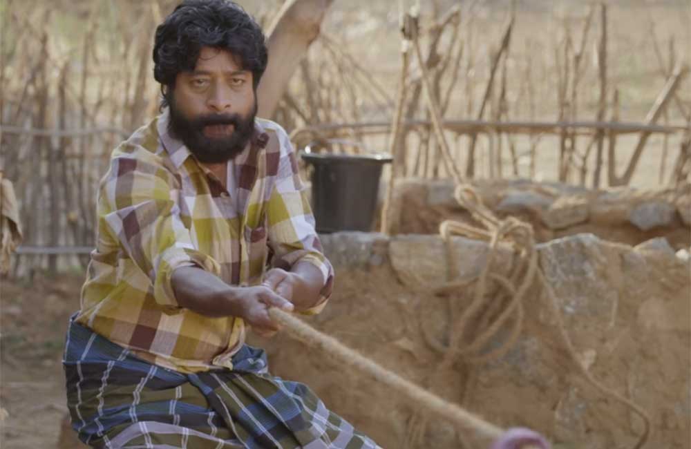 A still from Chakkara Maavin Kombathu