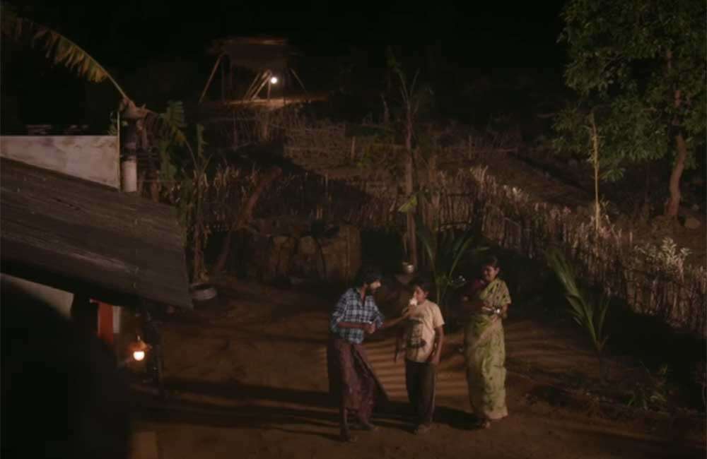 A still from Chakkara Maavin Kombathu