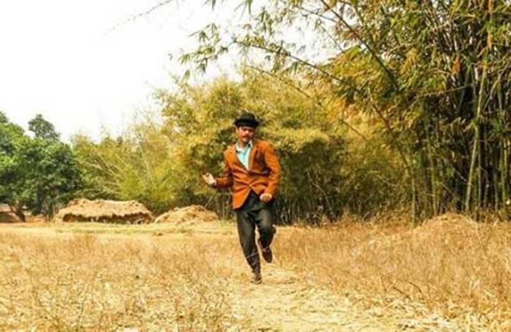 A still from Panchlait